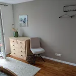 Moderne 70qm Nahe Wuerzburg, Daa, A3, A7, A81 In Fuchsstadt Apartamento *