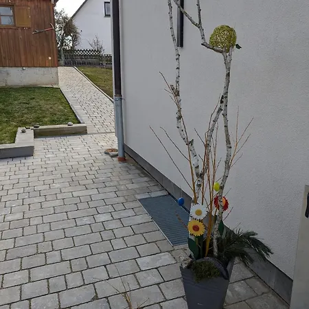 Lejlighed Moderne 70qm Nahe Wuerzburg, Daa, A3, A7, A81 In Fuchsstadt