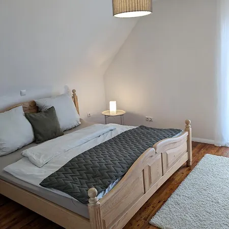 Lejlighed Moderne 70qm Nahe Wuerzburg, Daa, A3, A7, A81 In Fuchsstadt